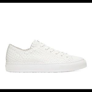 Stuart Weitzman Wova Low Top Sneaker